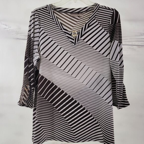 Chico’s V-Neck Split Sleeve Stretch Women’s Tunic Top - Size 1 (Medium) - Picture 13 of 14